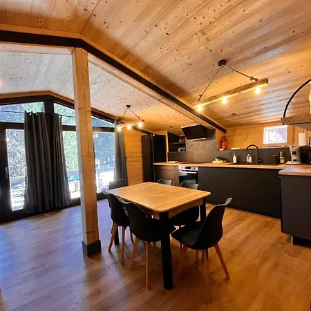 Chalet L'Epicea T3 Sous Les Pins A 5 Min A Pied Des Pistes Et Commerces シャレー Bolquere Pyrenees 2000
